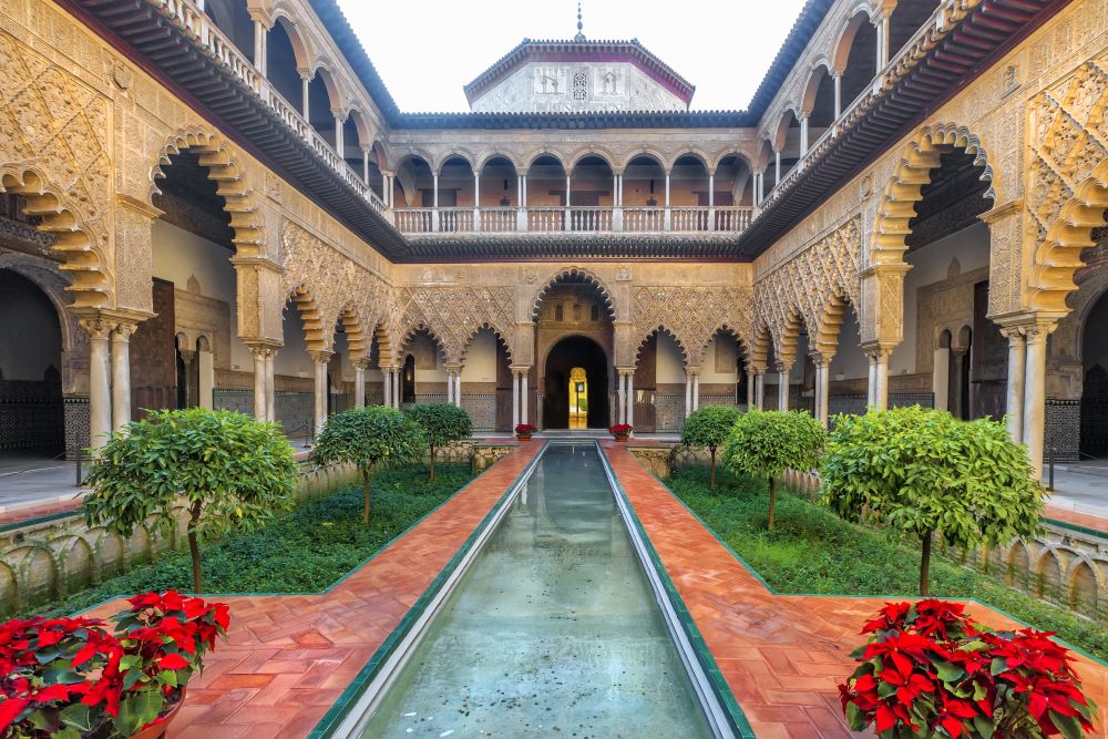 Die Innenhöfe des Alcazar erinnern leicht an die Alhambra