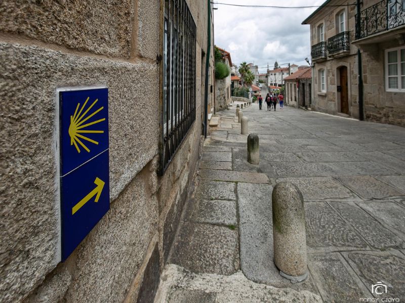 Wegbeschilderung auf dem Camino Portugues
