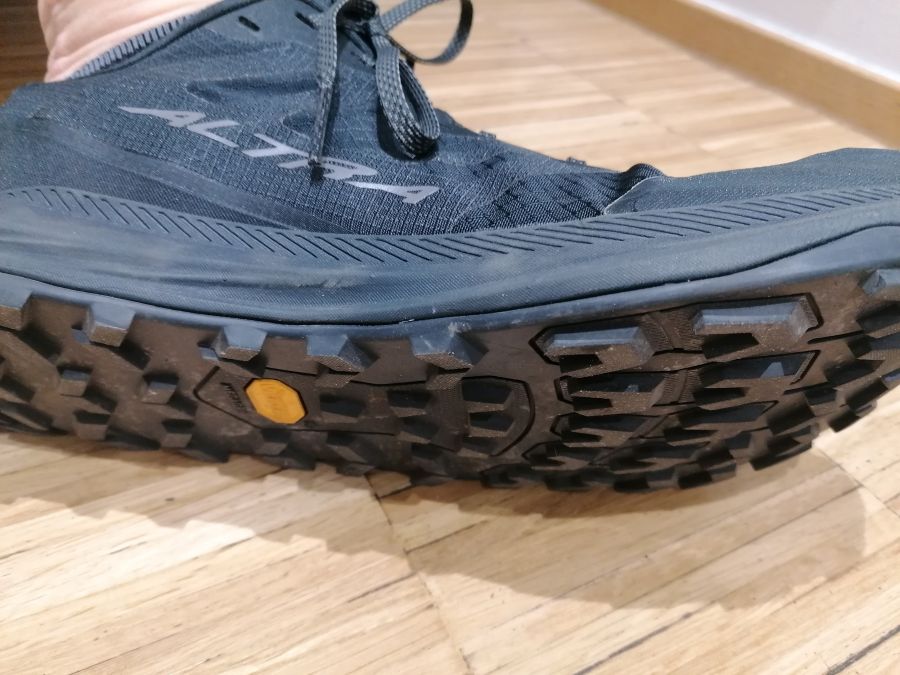 Profil des Altra Lone Peak Wanderschuhs