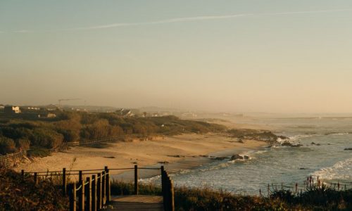 Auch der Jakobsweg in Portugal hat einen Abschnitt an der Küste